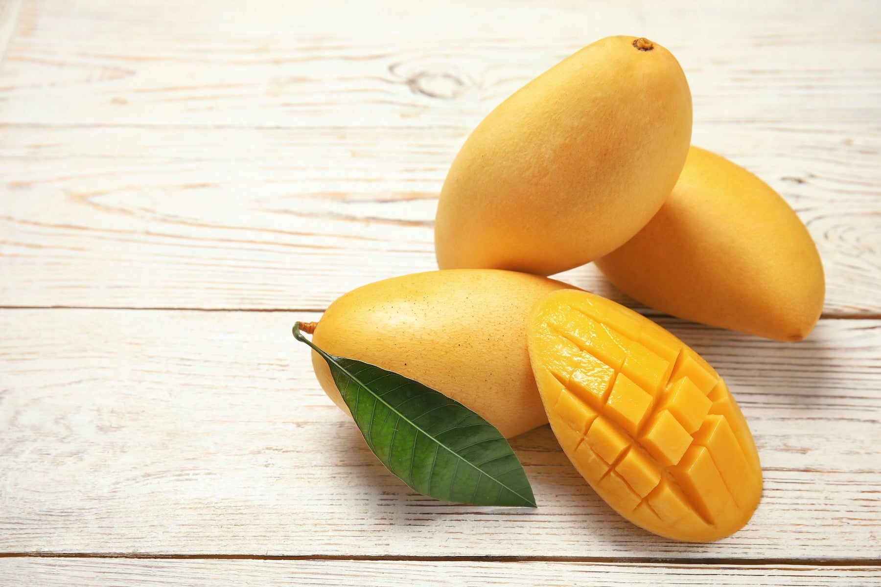 Mango delights with chia seeds and quinoa