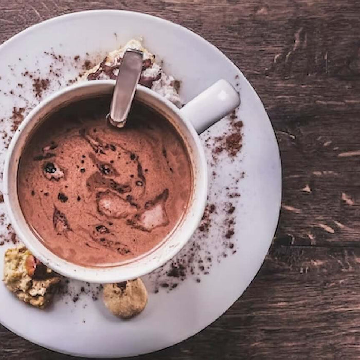 How to make 5-minute vegan hot chocolate - Nourish You