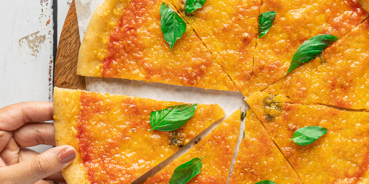 Easy & delicious vegan pizza recipe - Nourish You